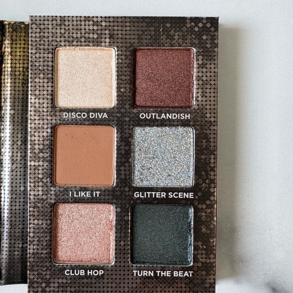 Urban Decay Decades Eyeshadow Set — 3 Palettes (70s, 90s, 00s) NIB - Picture 4 of 11